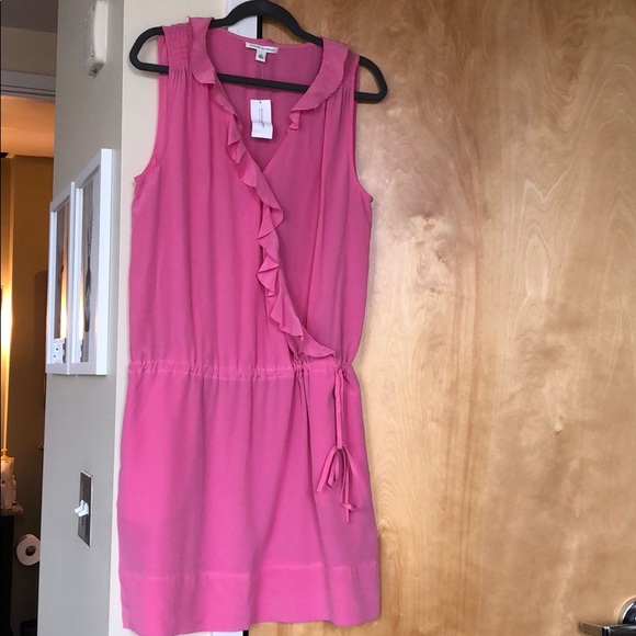 Banana Republic Dresses & Skirts - Banana Republic - Silk Pink Dress